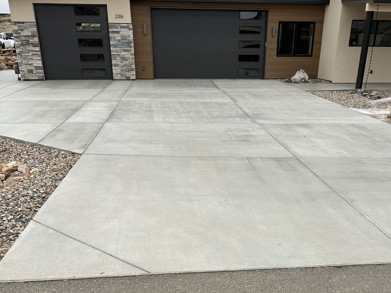 Looking for concrete staining and sealing services? We can help.